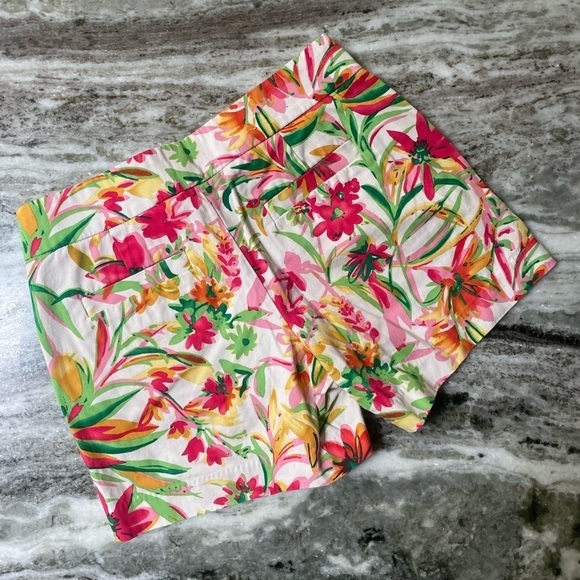 J.Crew Women's Floral Chino Shorts 5” Size 0 - Picture 3 of 3